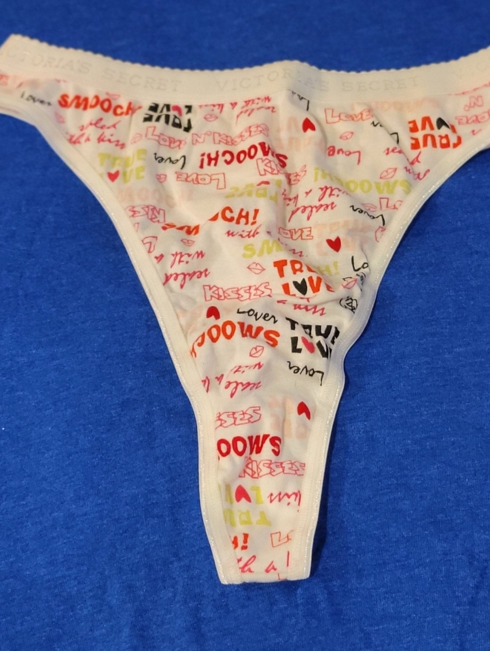 Nwt Victoria's Secret White Love' Print Thing Large